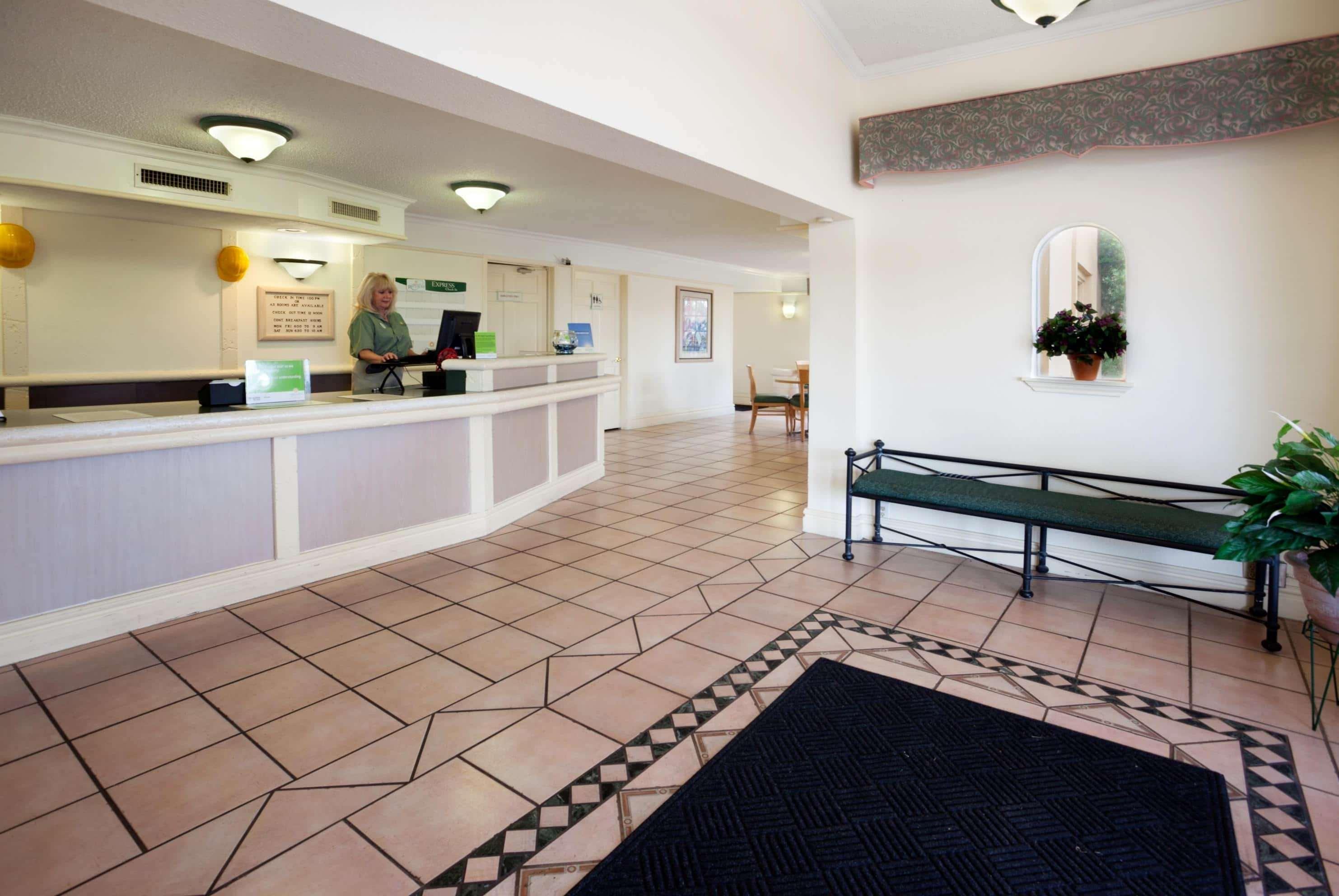 La Quinta Inn By Wyndham Austin Oltorf Exteriör bild