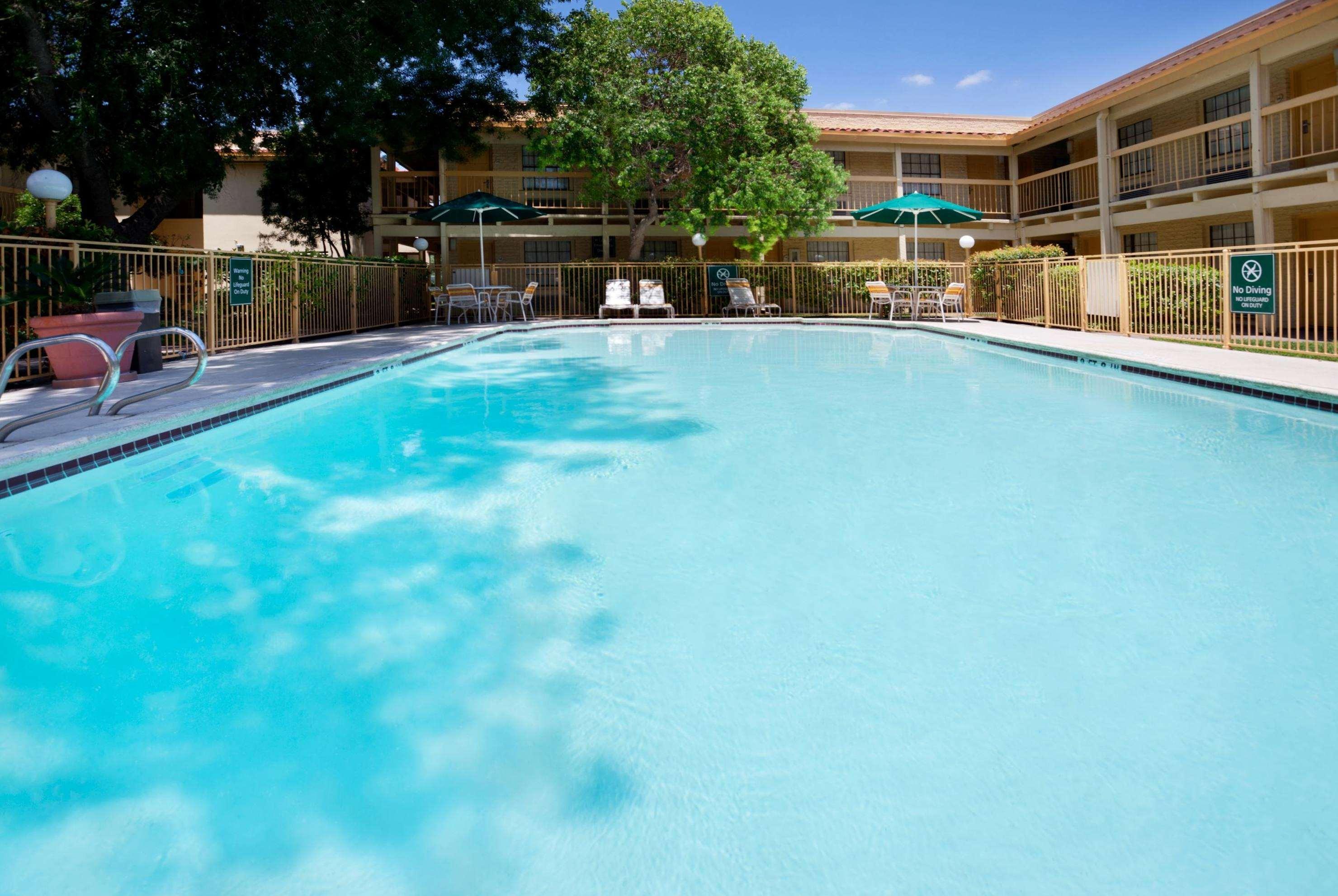 La Quinta Inn By Wyndham Austin Oltorf Exteriör bild